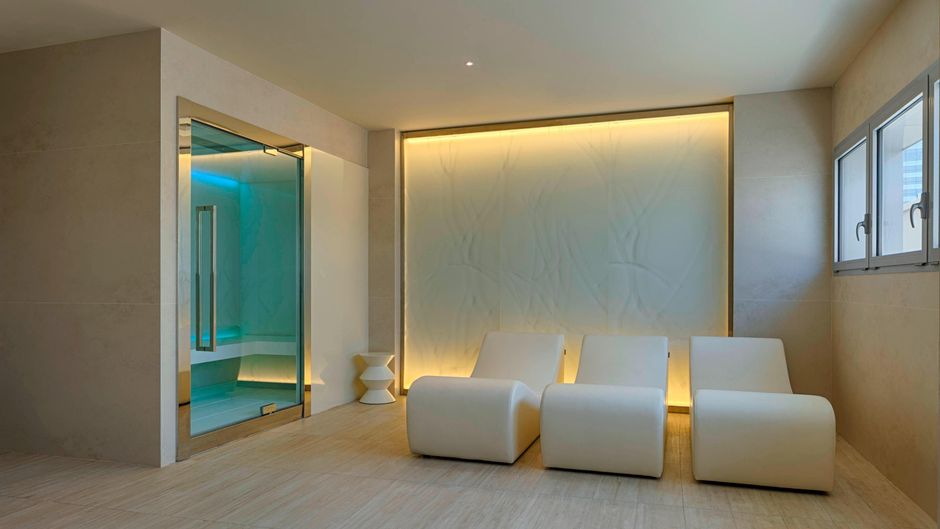 Four Points by Sheraton Oran Spa