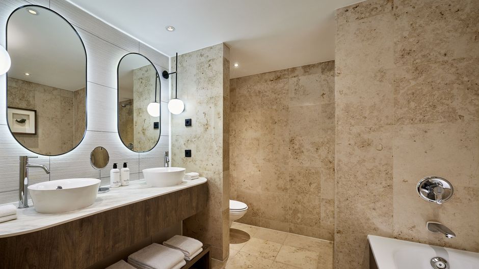 Rotterdam Marriott Hotel Room