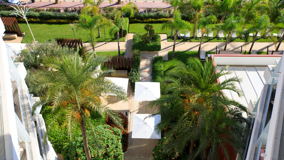 Pure Salt Garonda Hotel Exterior