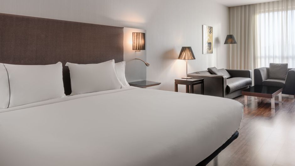 AC Hotel Coslada Aeropuerto Room