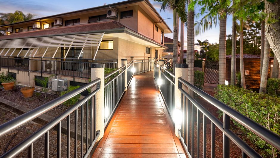 Pegasus Motor Inn and Serviced Apartment Exterior