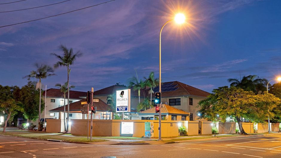 Pegasus Motor Inn and Serviced Apartment Exterior