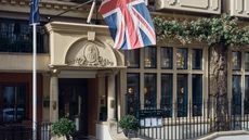 Capital Hotel, Apartments & Townhouse
