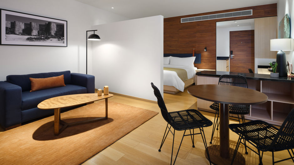 voco Guadalajara Neruda Suite