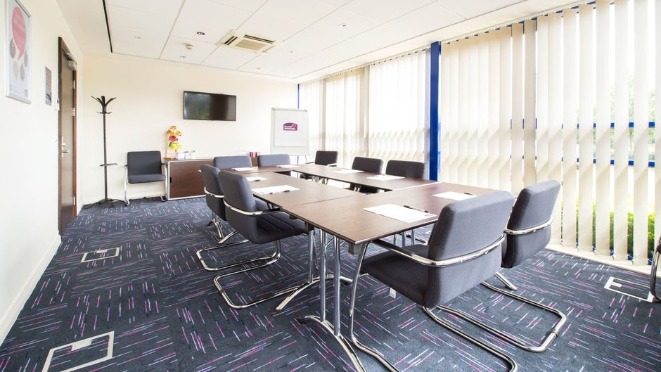 Premier Inn Banbury M40, J11 Meeting