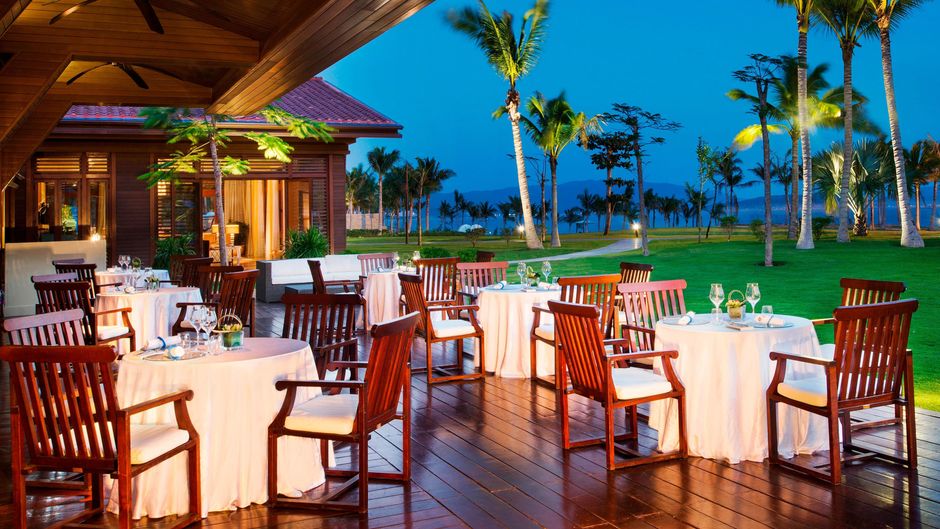 The St. Regis Sanya Yalong Bay Resort Restaurant