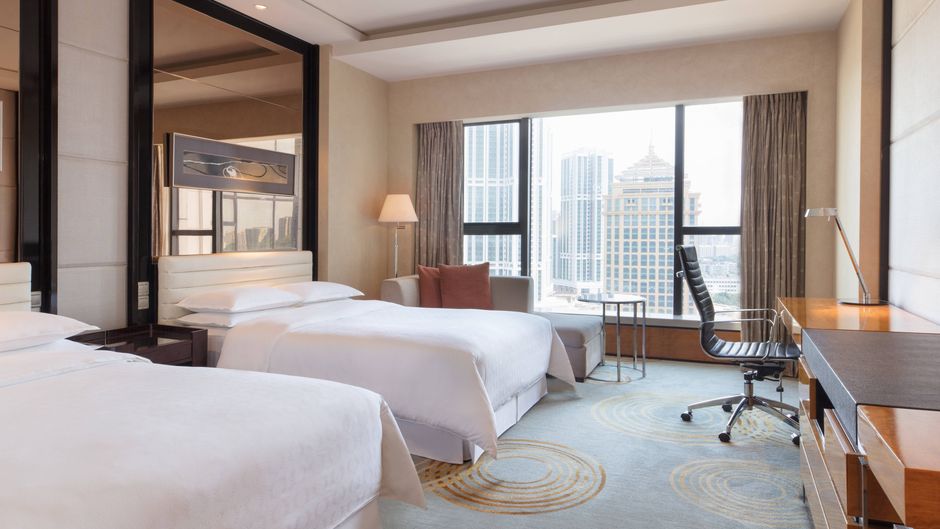 Sheraton Zhongshan Hotel Room