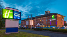 Holiday Inn Express Birmingham Oldbury