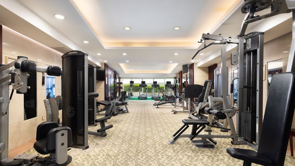 Crowne Plaza Hotel & Suites Landmark Health Club