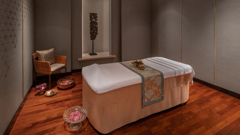 The Athenee Hotel, a Luxury Collection Spa