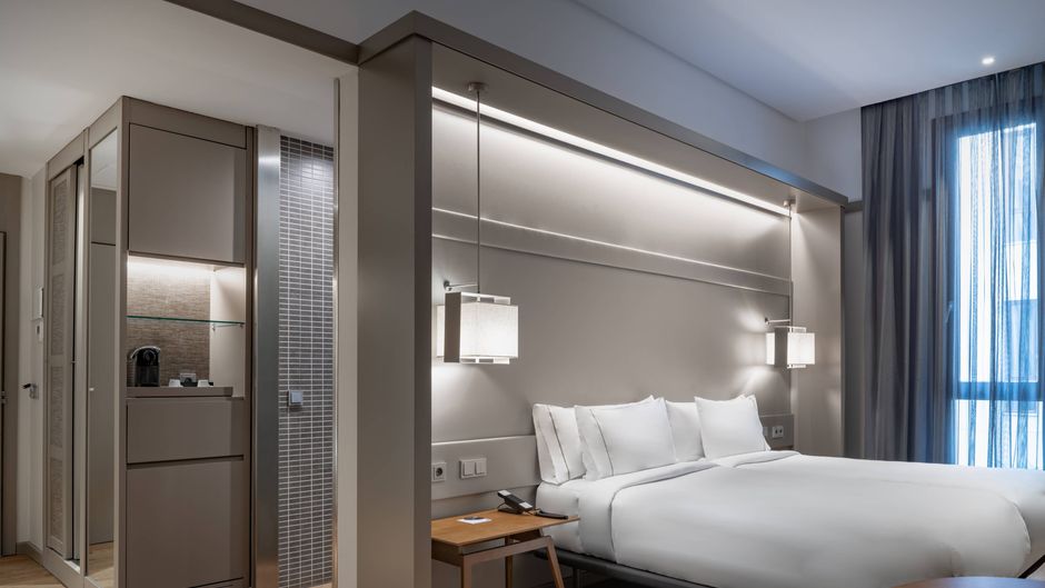 AC Recoletos Room