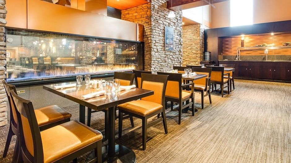 Sawridge Inn Edmonton South Restaurant