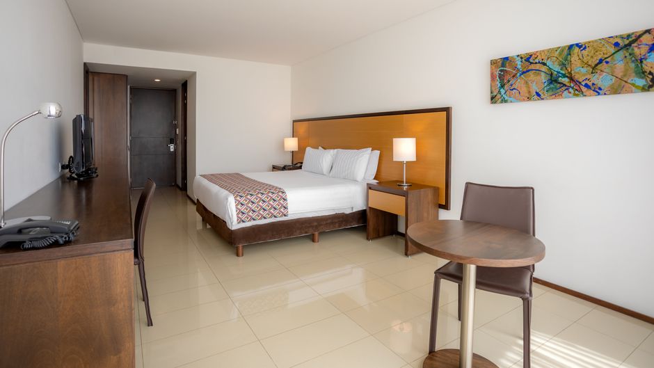 Hotel Estelar En Alto Prado Room