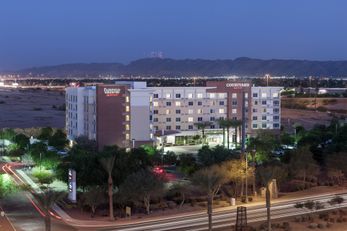 Fairfield Inn & Suites Fashion Center