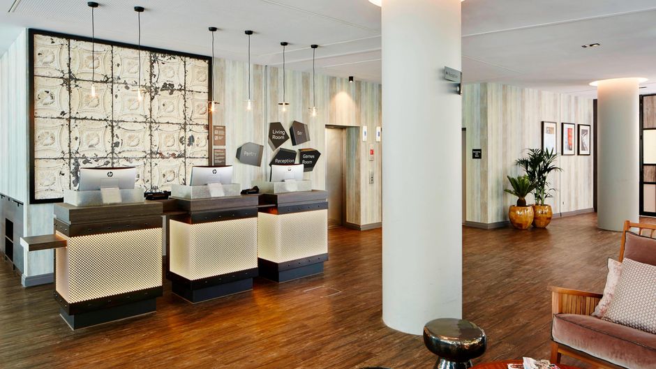Residence Inn London Kensington Exterior
