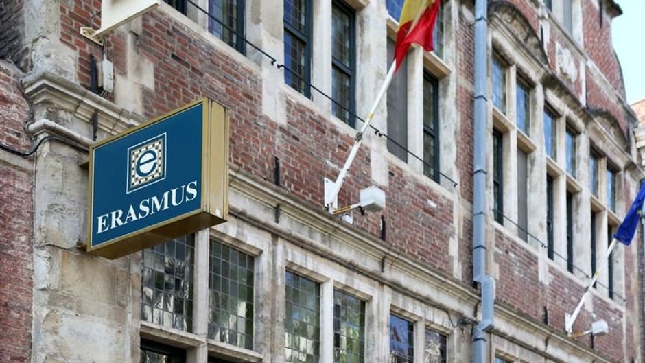 Erasmus Hotel Exterior
