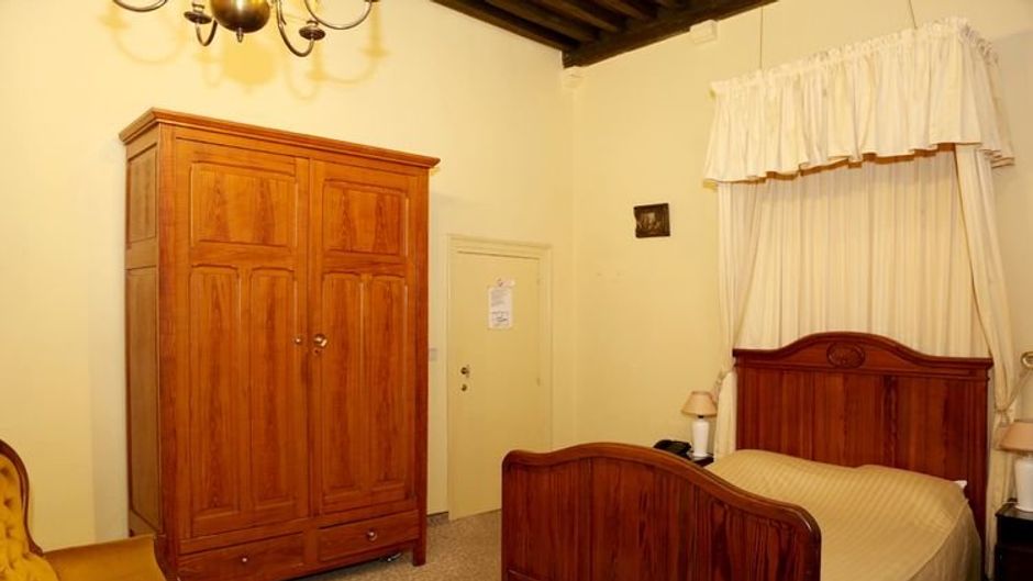 Erasmus Hotel Room