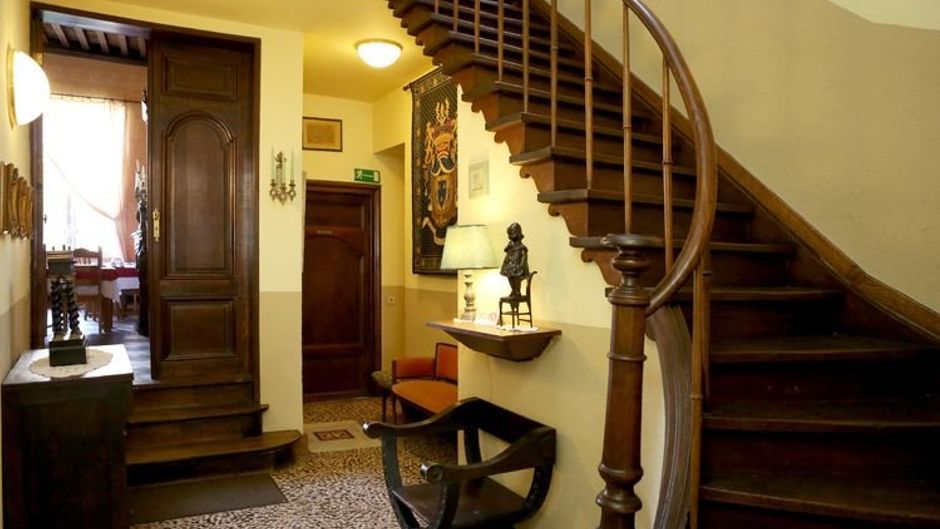 Erasmus Hotel Lobby