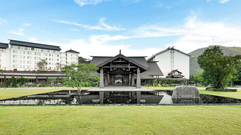 Sheraton Maoming Hot Spring Resort Exterior
