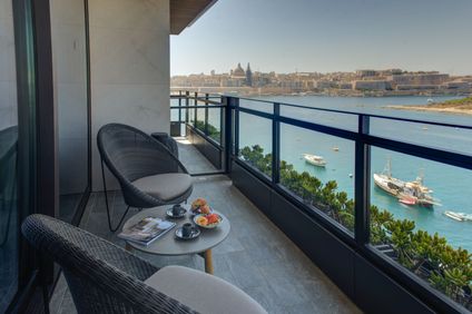 Land's End Boutique Hotel