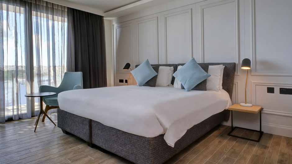 Land's End Boutique Hotel Room