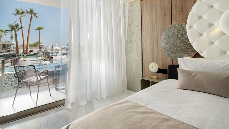 Nautilux Hotel Room