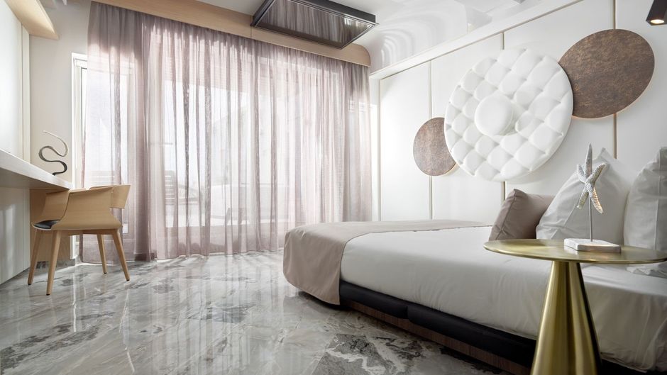 Nautilux Hotel Room