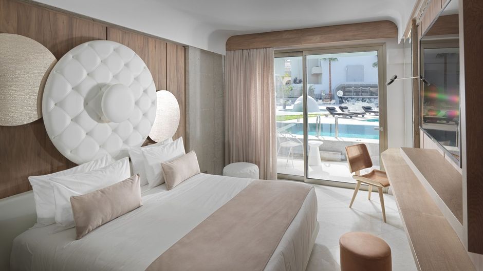 Nautilux Hotel Room