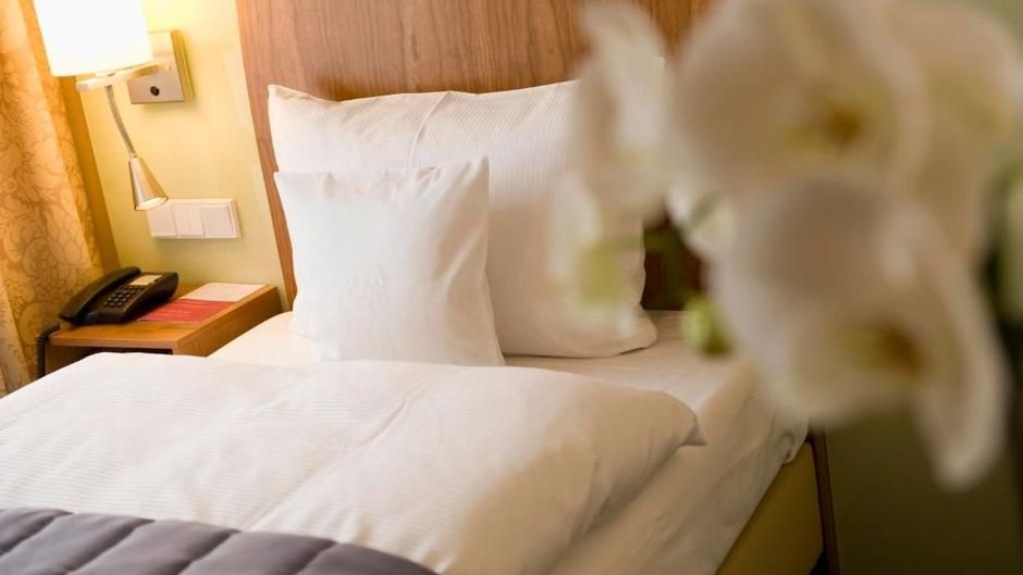 Hotel Lind Room