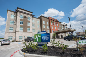 Holiday Inn Express & Suites Houston SE