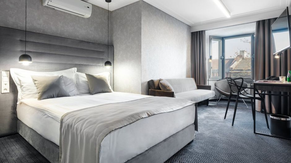 Logos Hotel Room