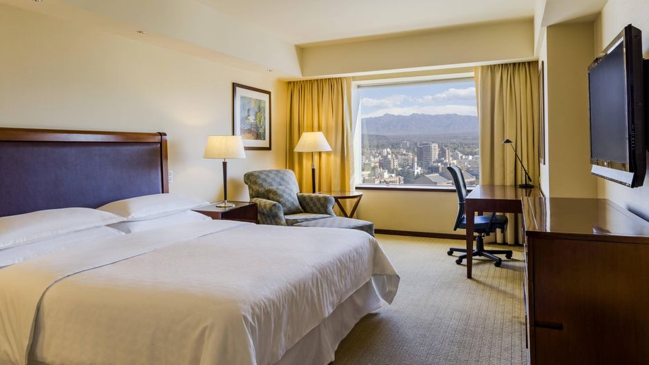 Sheraton Mendoza Hotel Room