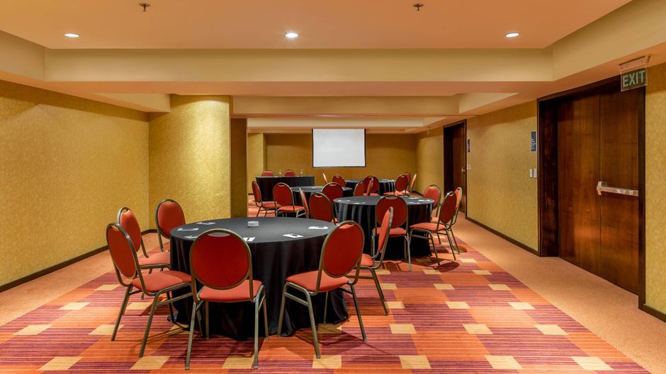 Sheraton Mendoza Hotel Meeting
