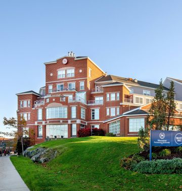 Sheraton Portsmouth Harborside Hotel