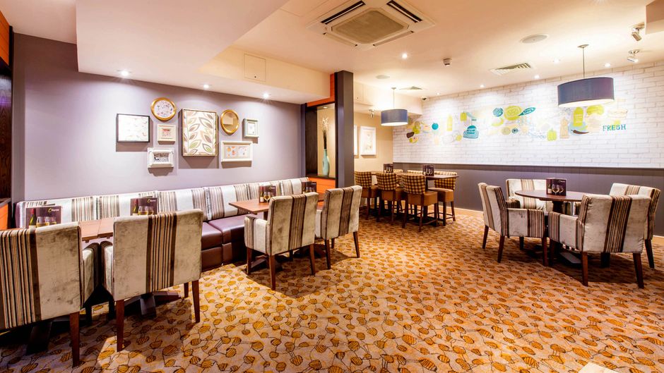 Premier Inn London Victoria Restaurant