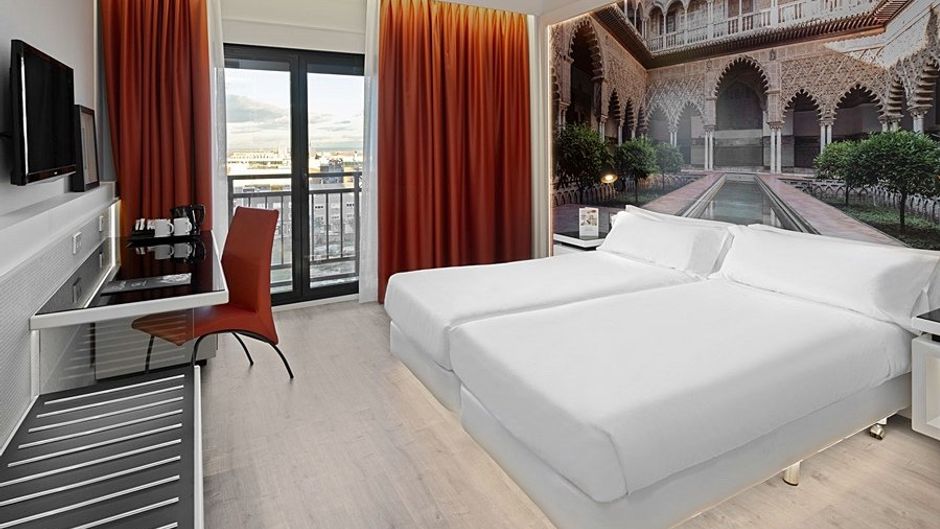 Hotel Elba Madrid Alcala Room