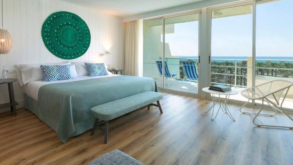 Blaumar Hotel Room
