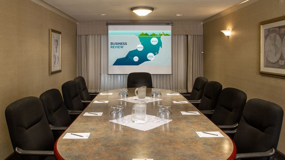 Prestige Vernon Lodge & Conference Ctr Meeting