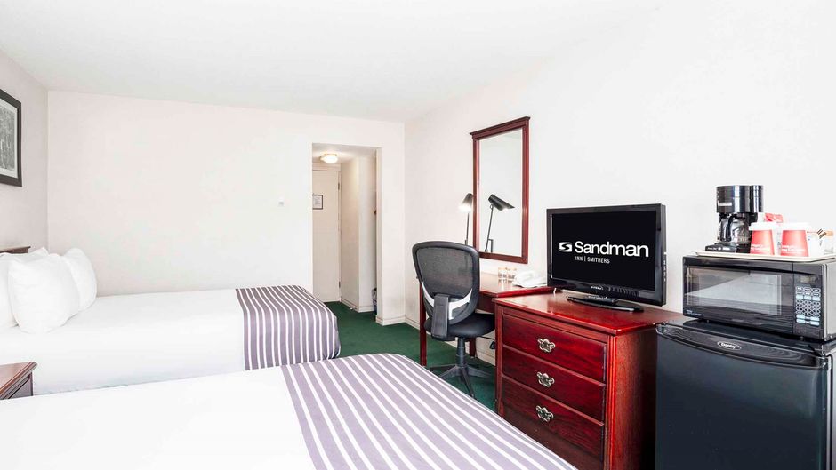 Sandman Inn Smithers Room