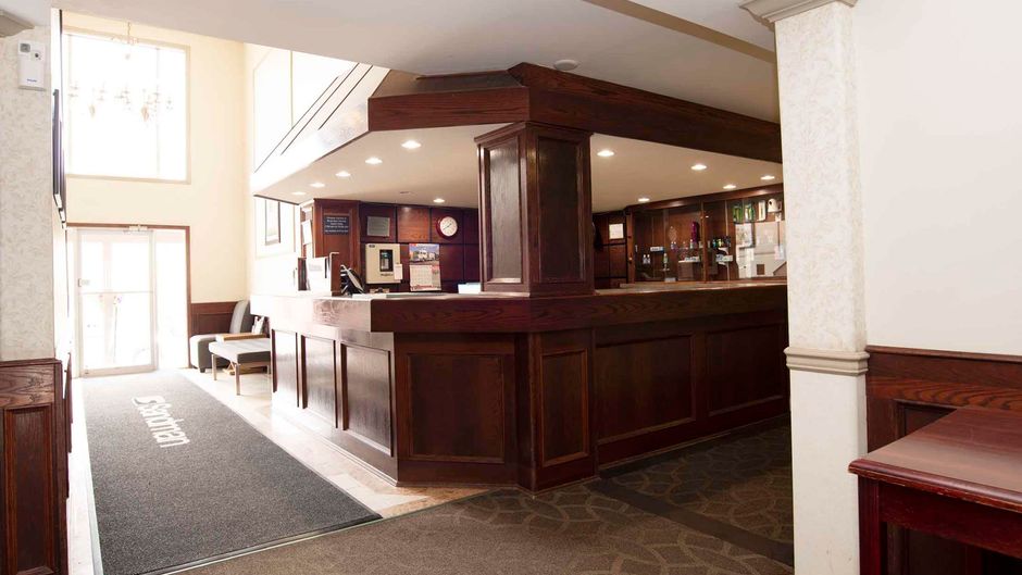 Sandman Inn Smithers Lobby