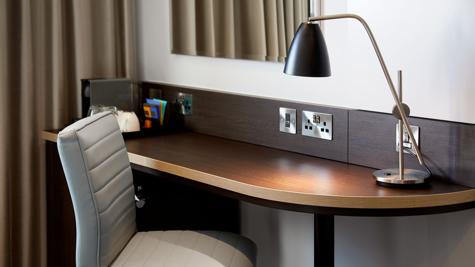 Premier Inn London Tower Bridge Room