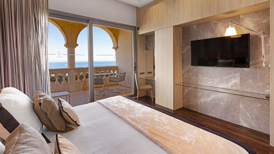 Pure Salt Port Adriano Room