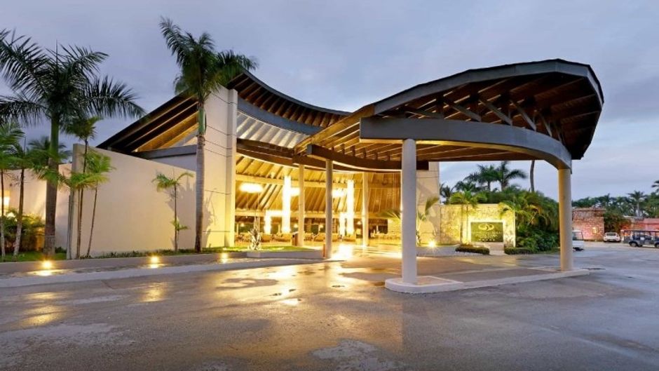 Grand Palladium Punta Cana Resort & Spa Exterior