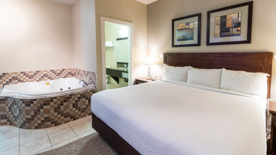 BCMInns Lac La Biche Room