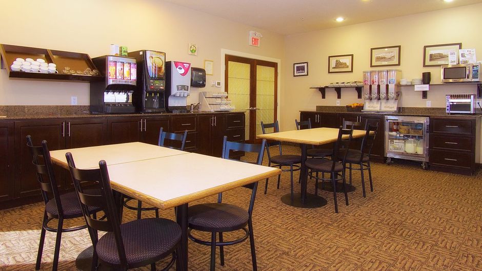 BCMInns Lac La Biche Restaurant