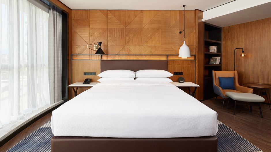 Four Points by Sheraton Yiyang Suite