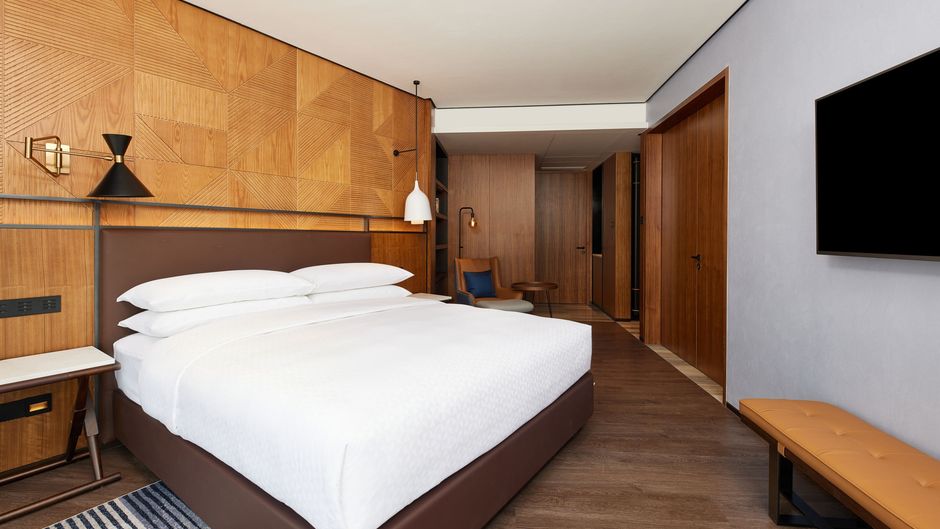 Four Points by Sheraton Yiyang Suite