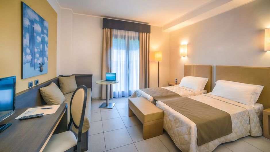 Lu' Hotel Room