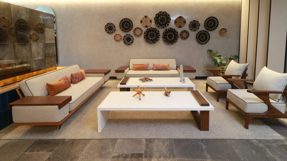 voco Guadalajara Neruda Lobby