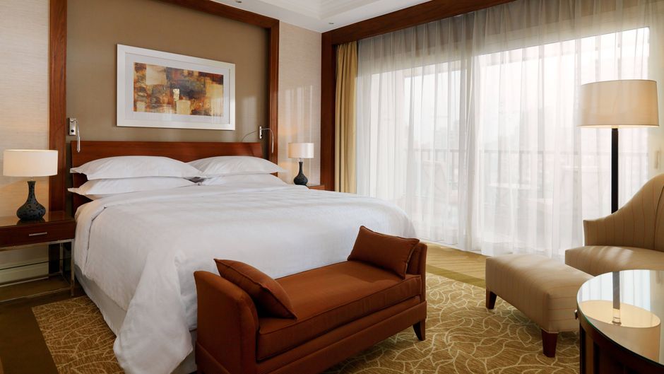 Sheraton Cairo Hotel & Casino Pool